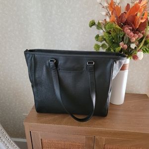 Thirty One Cindy Tote Ltd